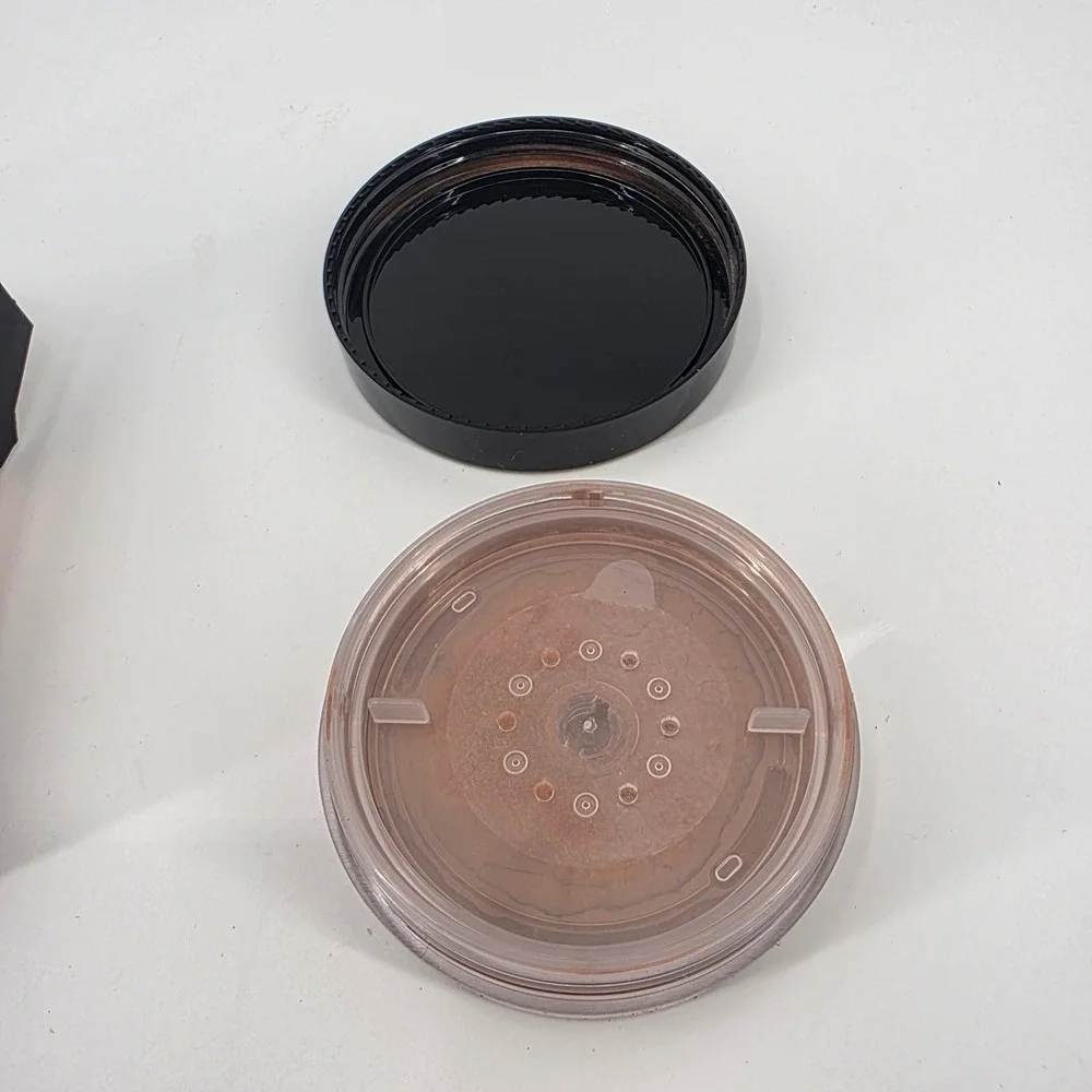 Avon Magix Dust Finishing Powder Translucent Medium-Deep 6g Mineral Makeup New